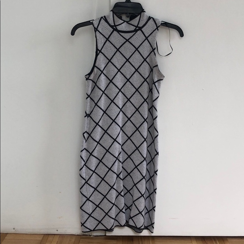 BEAUTIFUL KNIT DRESS!!